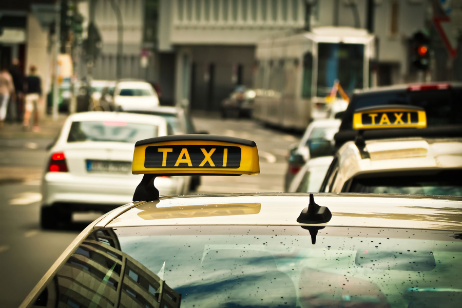 Taxiversicherung in Krisensituationen